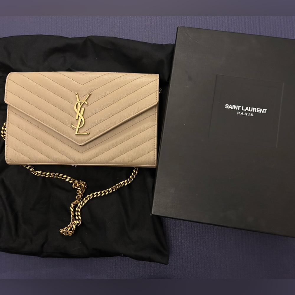 Yves saint laurent monogram matte lasse wallet on chain bag grained leather